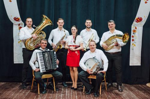 Obrázok umelca KROJOVANKA